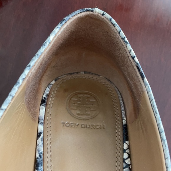 Tory Burch “Chelsea” heeled flats size 10 - Picture 5 of 6